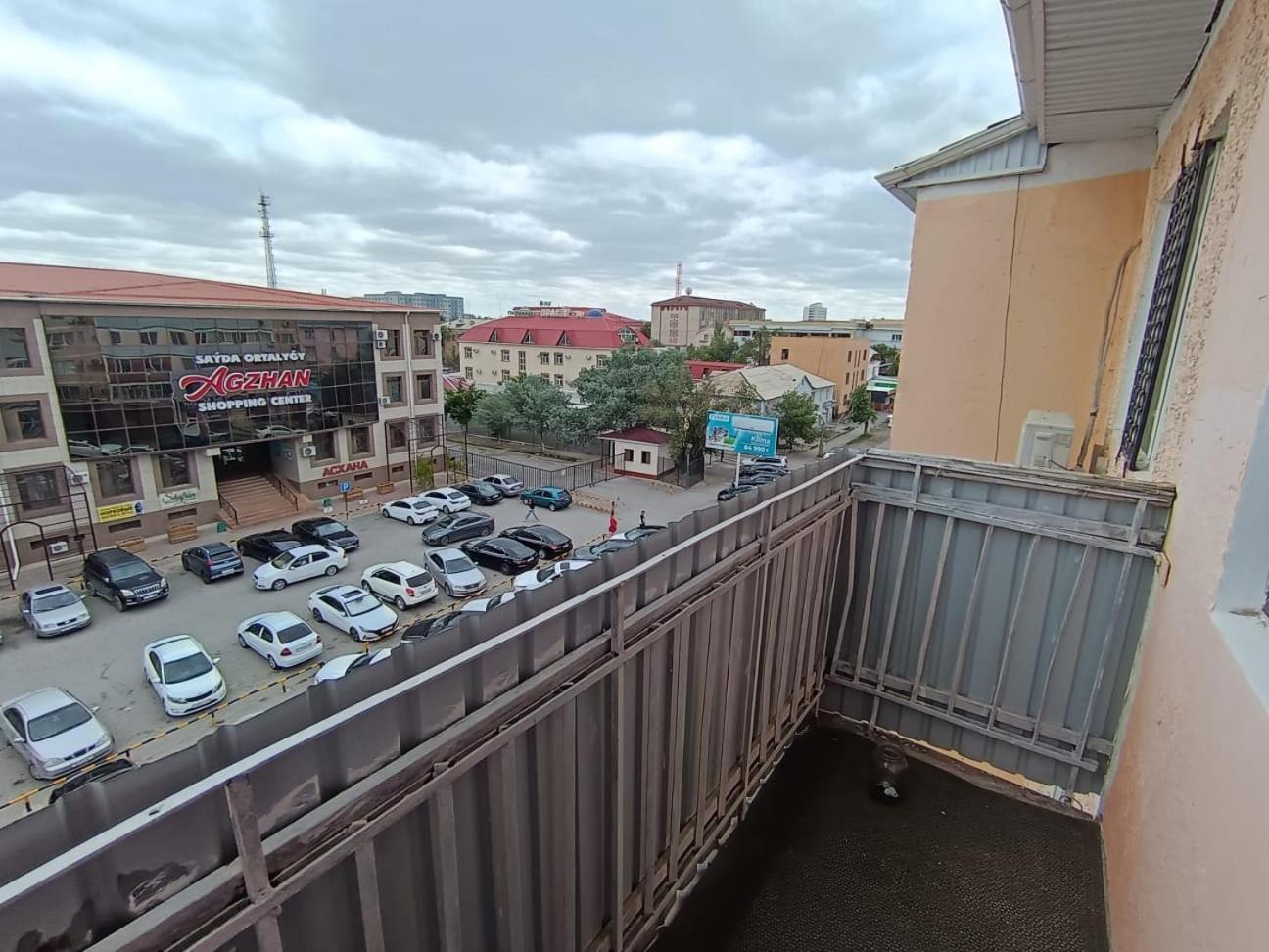 уютные в самом центре города Apartment Kyzylorda